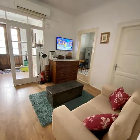 Just A Step To The Old Gates Daire Dubrovnik