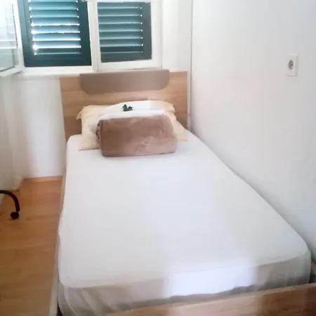 Just A Step To The Old Gates Daire Dubrovnik